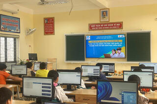 <a href=page/404.html title="Tin tức - Sự kiện" rel="dofollow">Tin Slideshow</a>