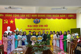 <a href=page/404.html title="Tin tức - Sự kiện" rel="dofollow">Tin Slideshow</a>